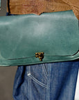 Dapper's (ダッパーズ) ミニショルダーバッグ 1530 "Horsehide Leather Mini Shoulder Bag" 青碧ブルー