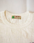 SUN SURF (サンサーフ) 半袖Tシャツ SS79210 "DROP KNEE" ホワイトSUN SURF (サンサーフ) 半袖Tシャツ SS79210 "DROP KNEE" ホワイト