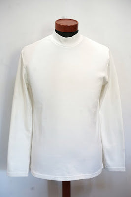 UES (ウエス)　ラマヤーナ・モックネック長袖Tシャツ　64MN