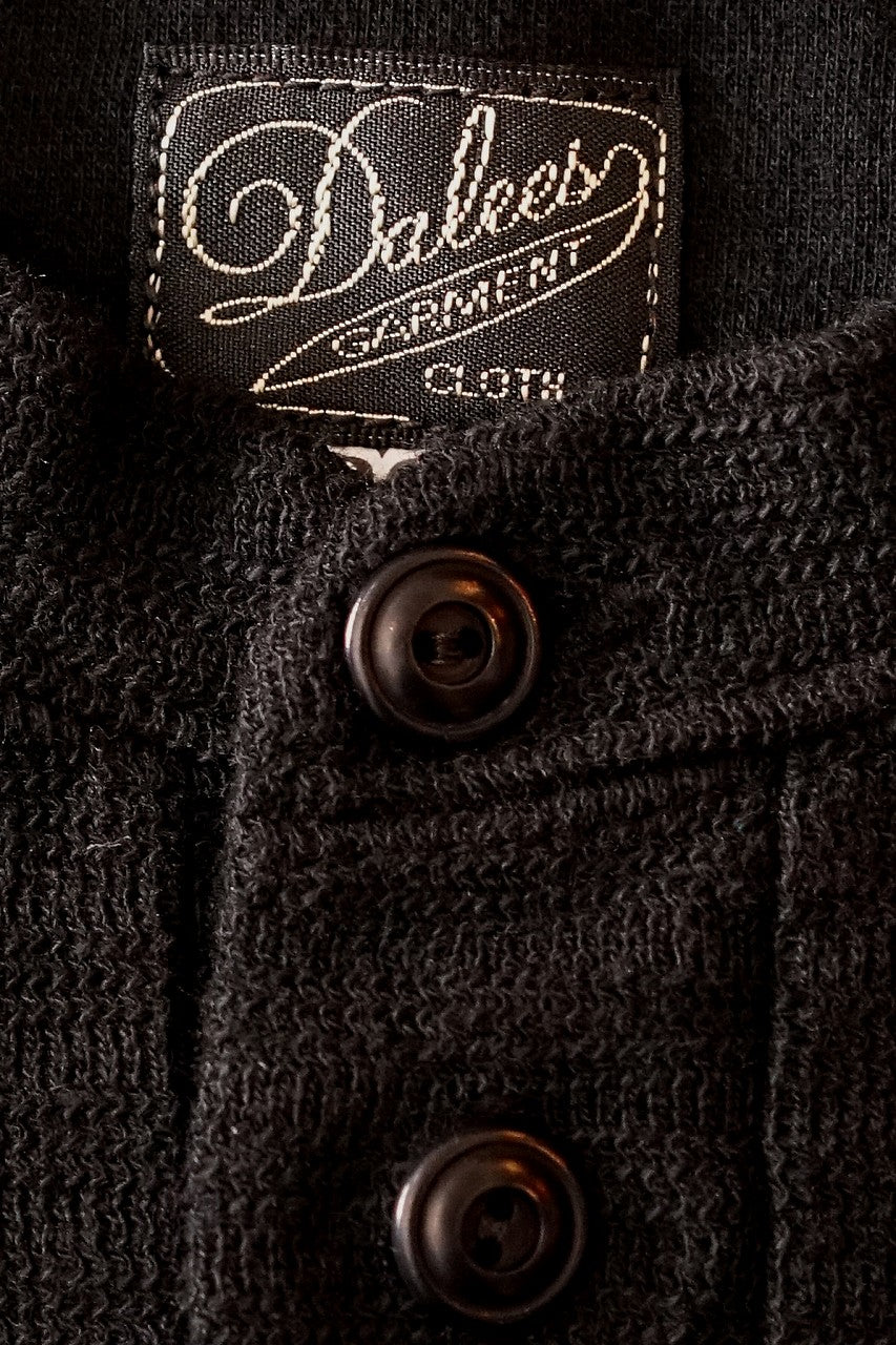 DALEE'S (ダリーズ)　6分袖ヘンリーネックTシャツ　"Rail Nit.C (レイルニット.C)"　...RAIL ROAD KNIT　ブラック