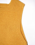 Dapper's (ダッパーズ)　ニットベスト　1824　"Classical A.R.C Style Woolen Knit Vest"　マスタード
