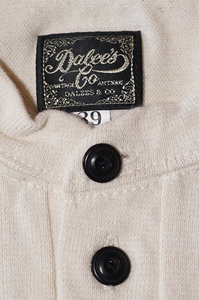 DALEE'S (ダリーズ)　6分袖ヘンリーネックTシャツ　"Rail Nit.E (レイルニット.E)"　...1920s RAIL ROAD KNIT　ナチュラル