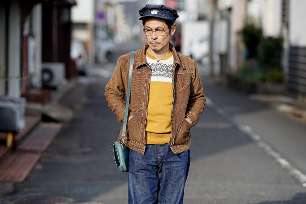 DELUXEWARE (デラックスウエア)　ハーフジップ・スウェット　S105-24A　"SNOW HALF ZIP"　アンティークイエロー