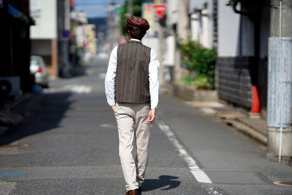 Dapper's (ダッパーズ)　クラシカルベスト　1614　"Classical Stand Collar Vest"　ブラウン・コバートストライプ