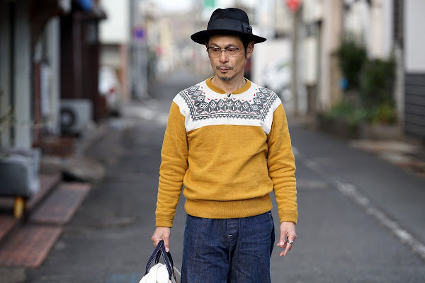 DELUXEWARE (デラックスウエア)　ハーフジップ・スウェット　S105-24A　"SNOW HALF ZIP"　アンティークイエロー