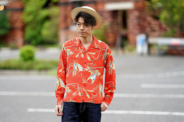 SUN SURF (サンサーフ)　長袖ハワイアンシャツ　SS29205　"SOUTH SEA OUTRIGGER"　レッド