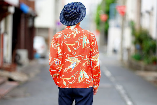 SUN SURF (サンサーフ)　長袖ハワイアンシャツ　SS29205　"SOUTH SEA OUTRIGGER"　レッド