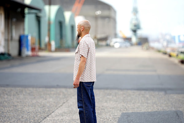 ADJUSTABLE COSTUME (アジャスタブルコスチューム)　半袖オープンカラーシャツ　AS-121　"COTTON DOBBY STRIPE S/S OPEN SHIRT"　ベージュ