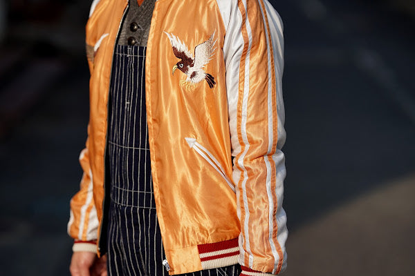 TAILOR TOYO (テーラー東洋)　リバーシブル・アセテートスカジャン　TT15682　ブラック "WHITE DRAGON" × オレンジ "EAGLE"
