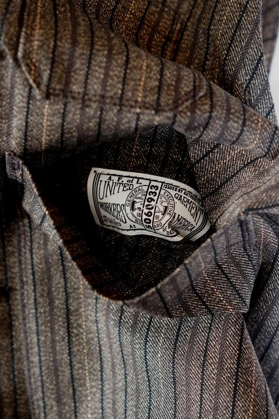 Dapper's (ダッパーズ)　クラシカルベスト　1614　"Classical Stand Collar Vest"　ブラウン・コバートストライプ