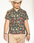SUN SURF (サンサーフ)　半袖ハワイアンシャツ　SS37333　"Tiki Village"　ブラック