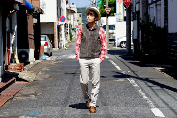 Dapper's (ダッパーズ)　クラシカルベスト　1614　"Classical Stand Collar Vest"　ブラウン・コバートストライプ