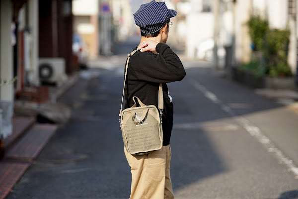 BUZZ RICKSON'S (バズリクソンズ)　H.B.T.ショルダーバッグ　BR02833　"SUIT-PNEUMATIC ANTI-G, TYPE G-3A H.B.T. BAG"　オリーブ