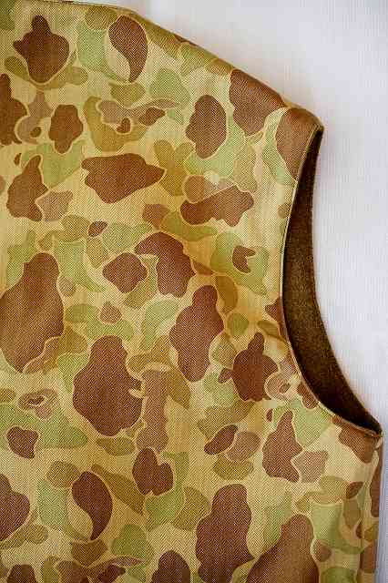 BUZZ RICKSON'S (バズリクソンズ)　リバーシブル・ミリタリーベスト　BR15161　"FROGSKIN VEST"　カモフラージュ×オリーブ